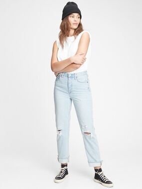 Light Wash Distressed Boyfriend Jeans